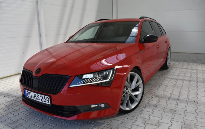 Skoda Superb cena 87900 przebieg: 137000, rok produkcji 2016 z Gorlice małe 742